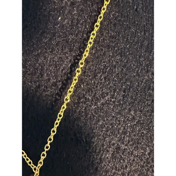 Unbranded Gold/Black Trunks/Bags Round Charm on Gold Tone Unbranded 18” Necklace - Picture 3 of 9